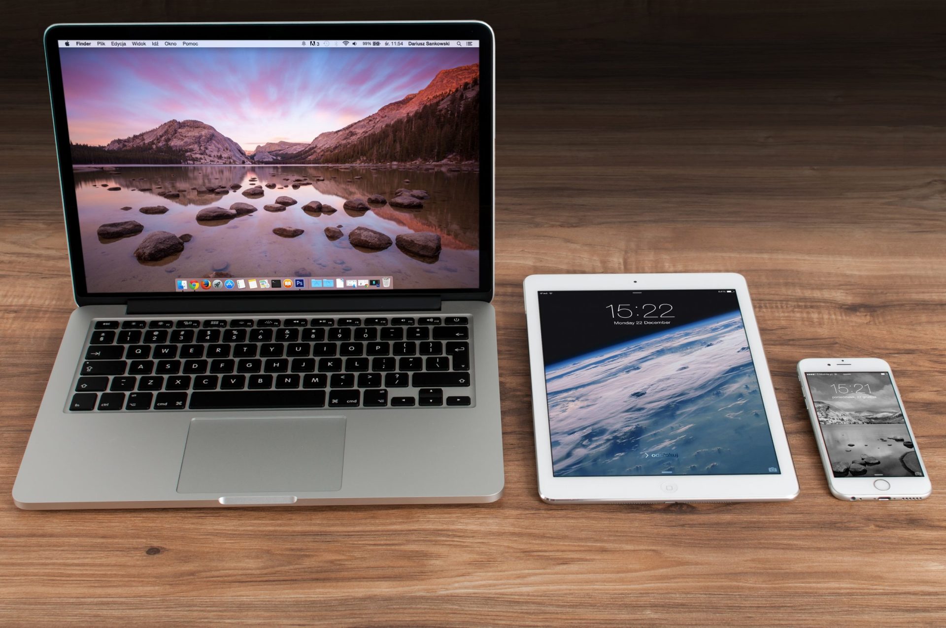 How to Clean Apple Screen