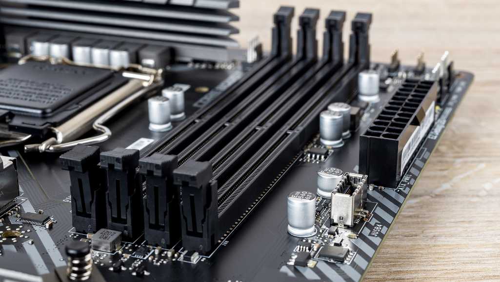 cpu motherboard compability