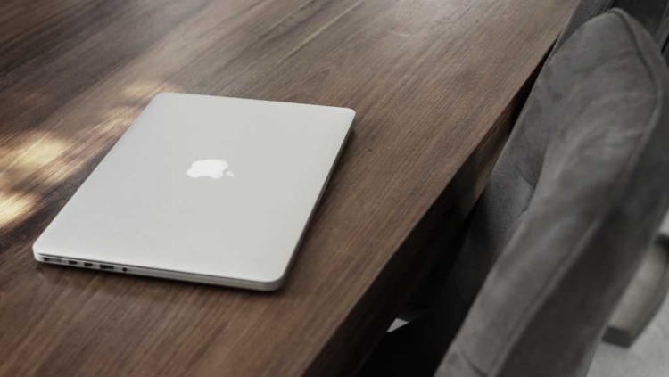 Why Does My MacBook Air 2020 Keep Freezing?