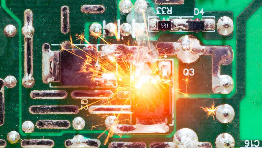 laptop short circuit